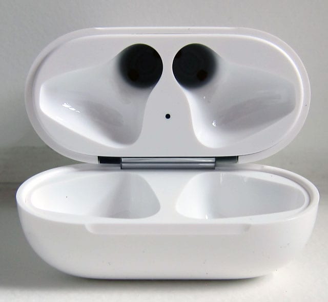 AirPods case with no AirPods