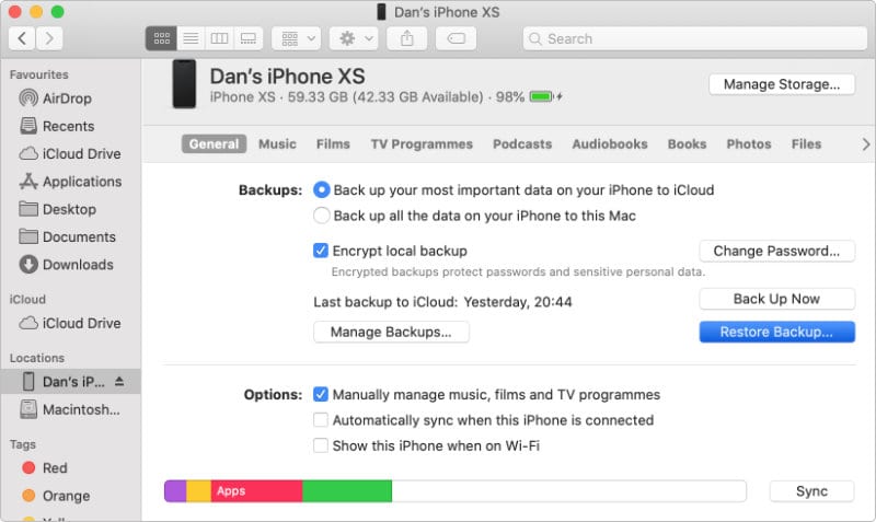 macOS Finder iPhone Restore Backup options